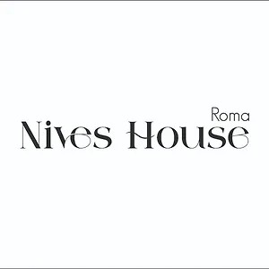 Pensión Nives House