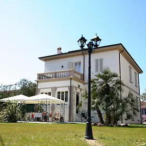 Torre Dell'arte 3* Torre del Lago Puccini