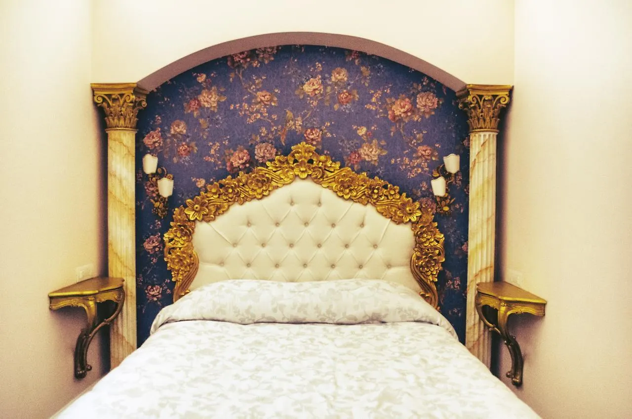 Impero Vaticano Suites Guest House Rome 2*,  Italy